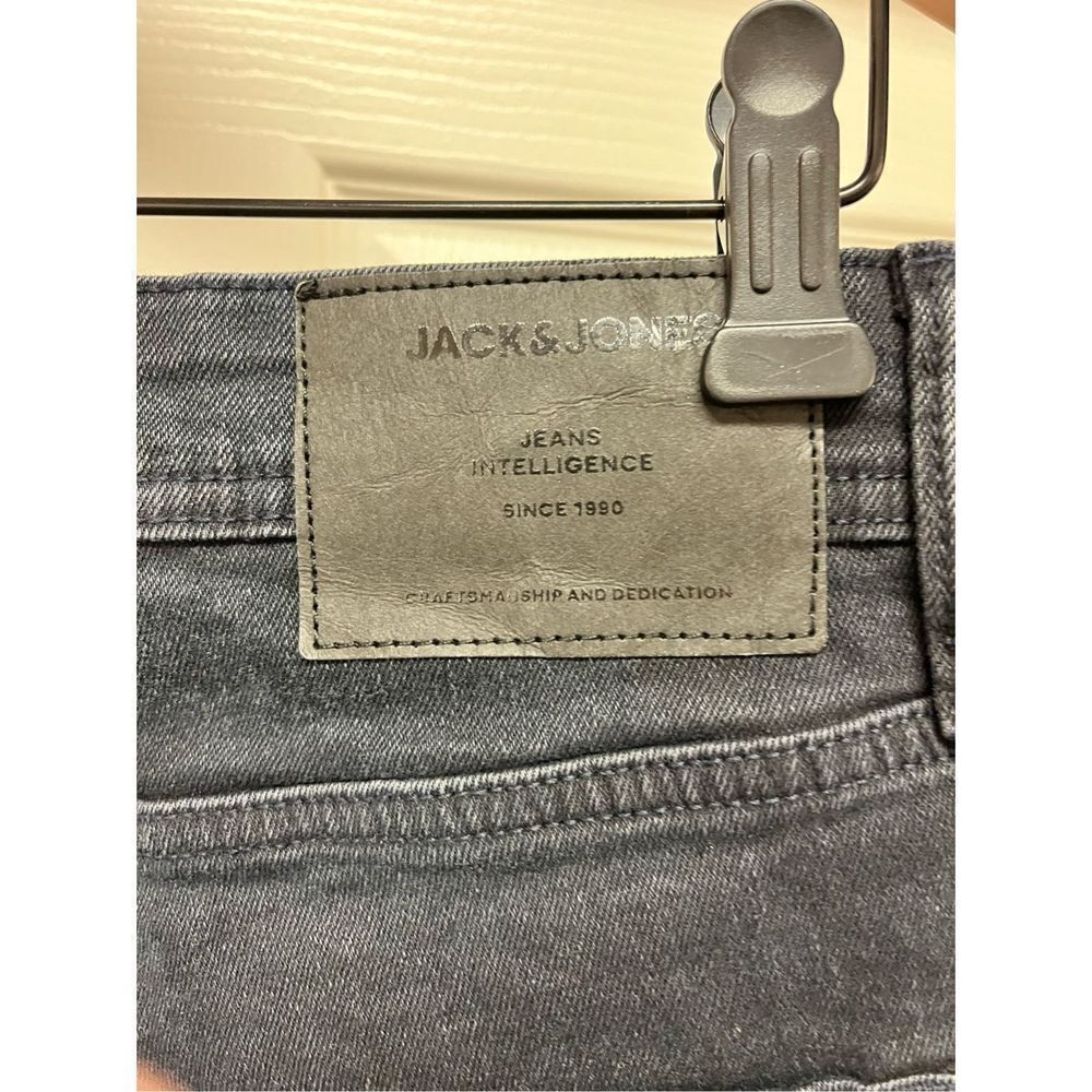 Jack & Jones Boack Denim Cuffed Shorts sz S (32) - Picture 2 of 8